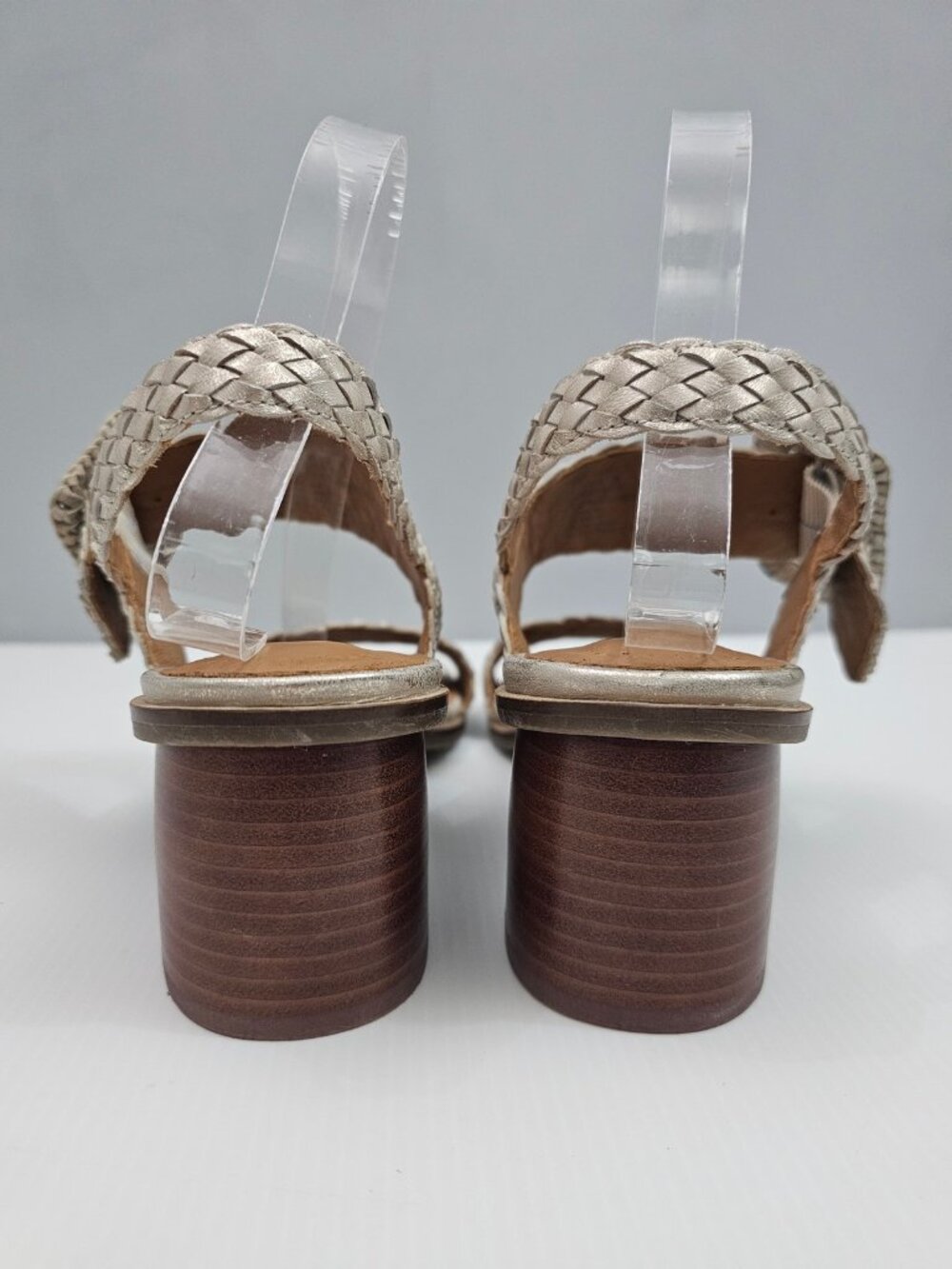 Gentle Souls Madelyn Woven Sandal Ice Metallic Leather Block Heel Womens 11 NEW - Picture 12 of 15